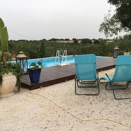 16 Trulli E Giardini